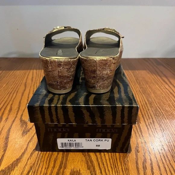 NIB Moda Tan/Cork Platform Sandals, Size 8 - Picture 4 of 6